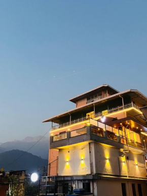 Hotel Palampur Life By Earthen Life
